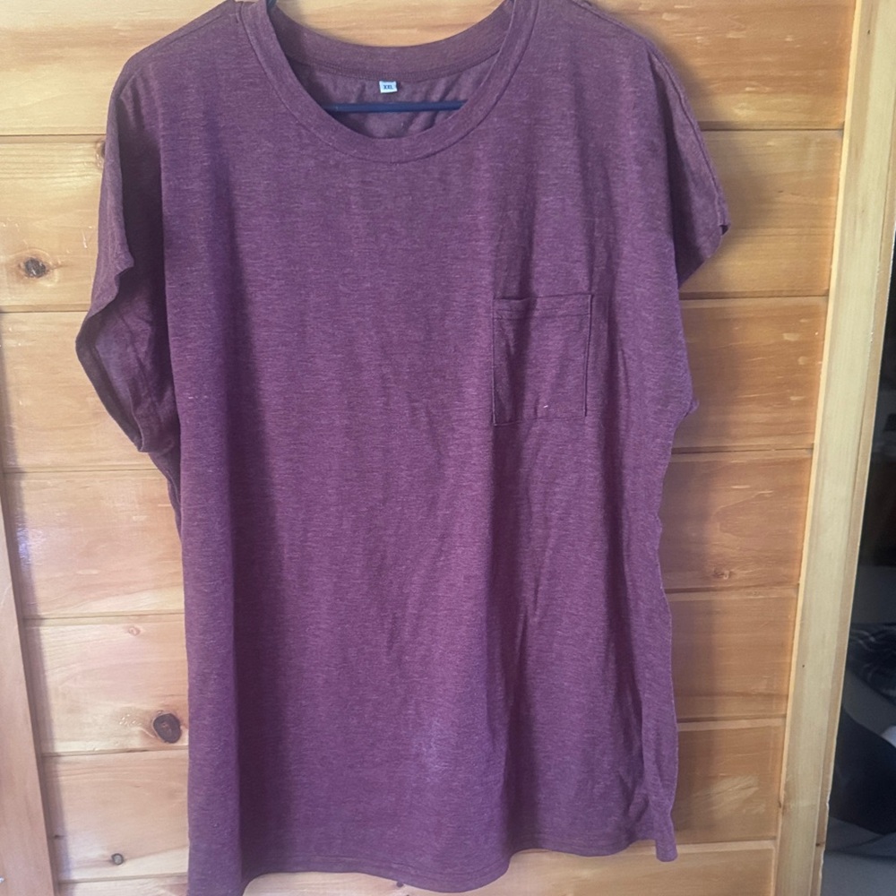 SHEIN Maroon Short Sleeve Tee